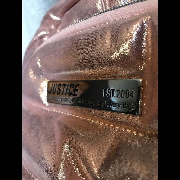 Backpack - Picture 4 of 9